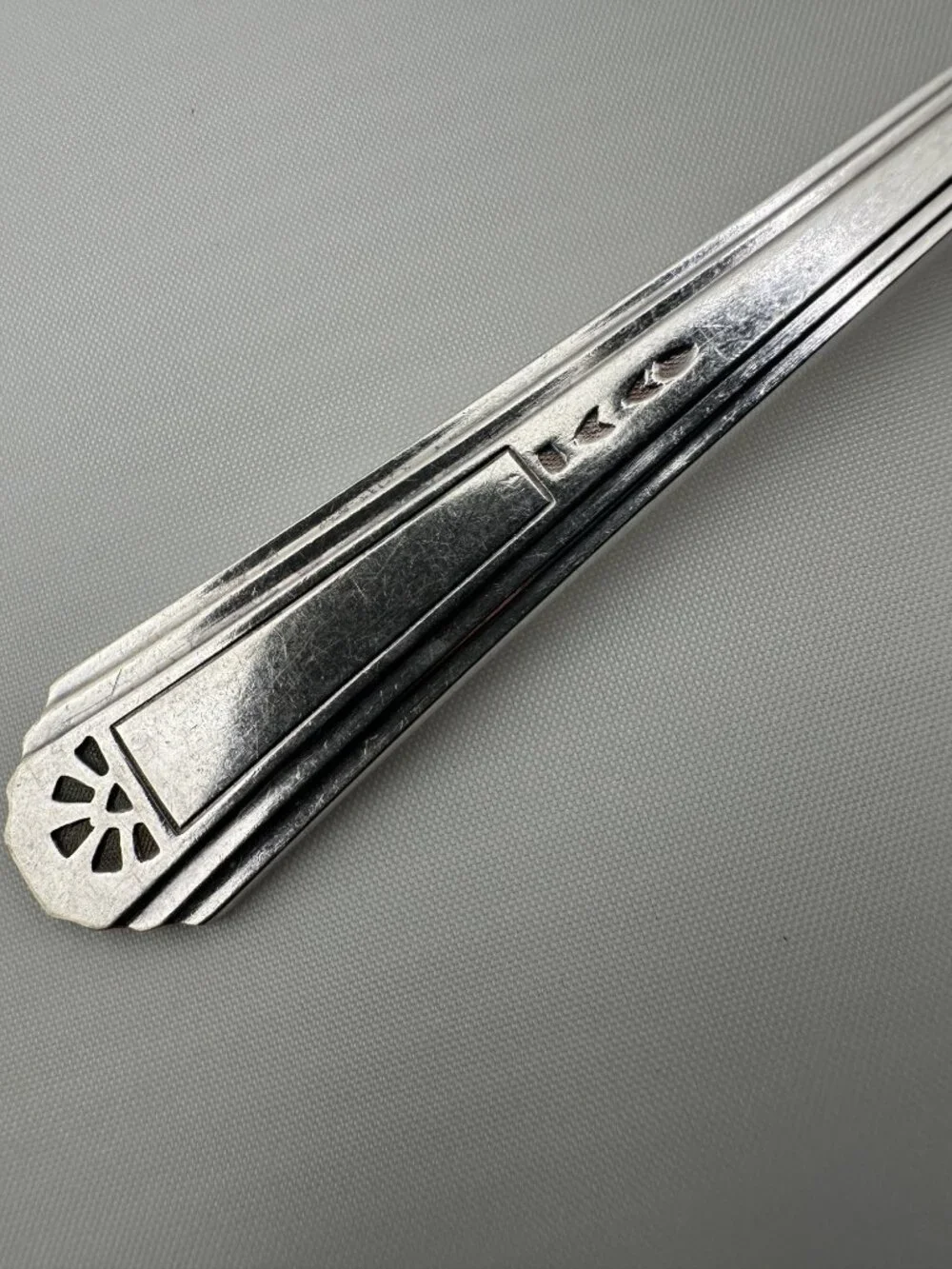 Silver Legion (Silverplate, 1931) Large Solid Jelly Server 6 3/8 in